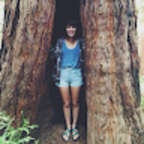 Meet your Posher, Tina - Picture 1 of 1